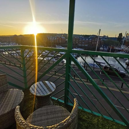 Apartment By The Beach Swansea Kültér fotó